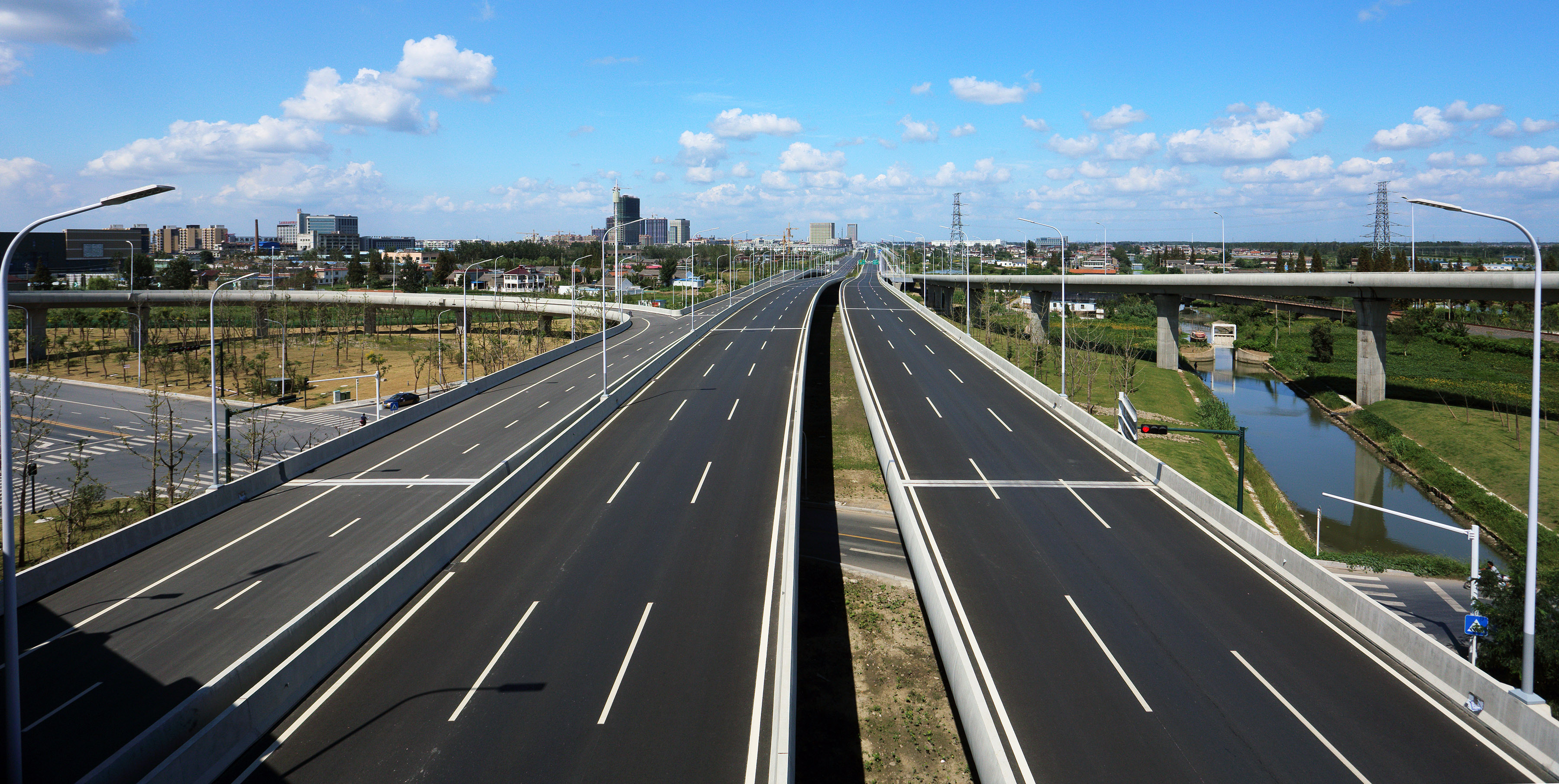 鹽城市區范公路北環樞紐2.jpg