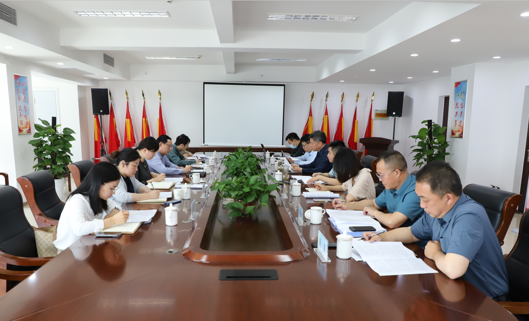 6.8集團黨委委員、副總經(jīng)理李益帶隊調(diào)研綠陽集團.png